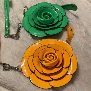 Wristlet or keychain pocket purse